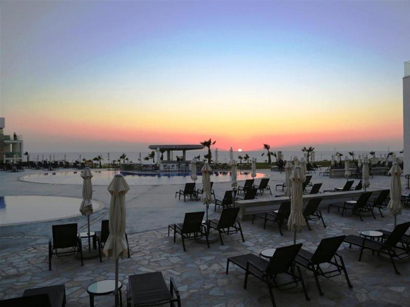 Amphora Hotel & Suites Paphos Extérieur photo