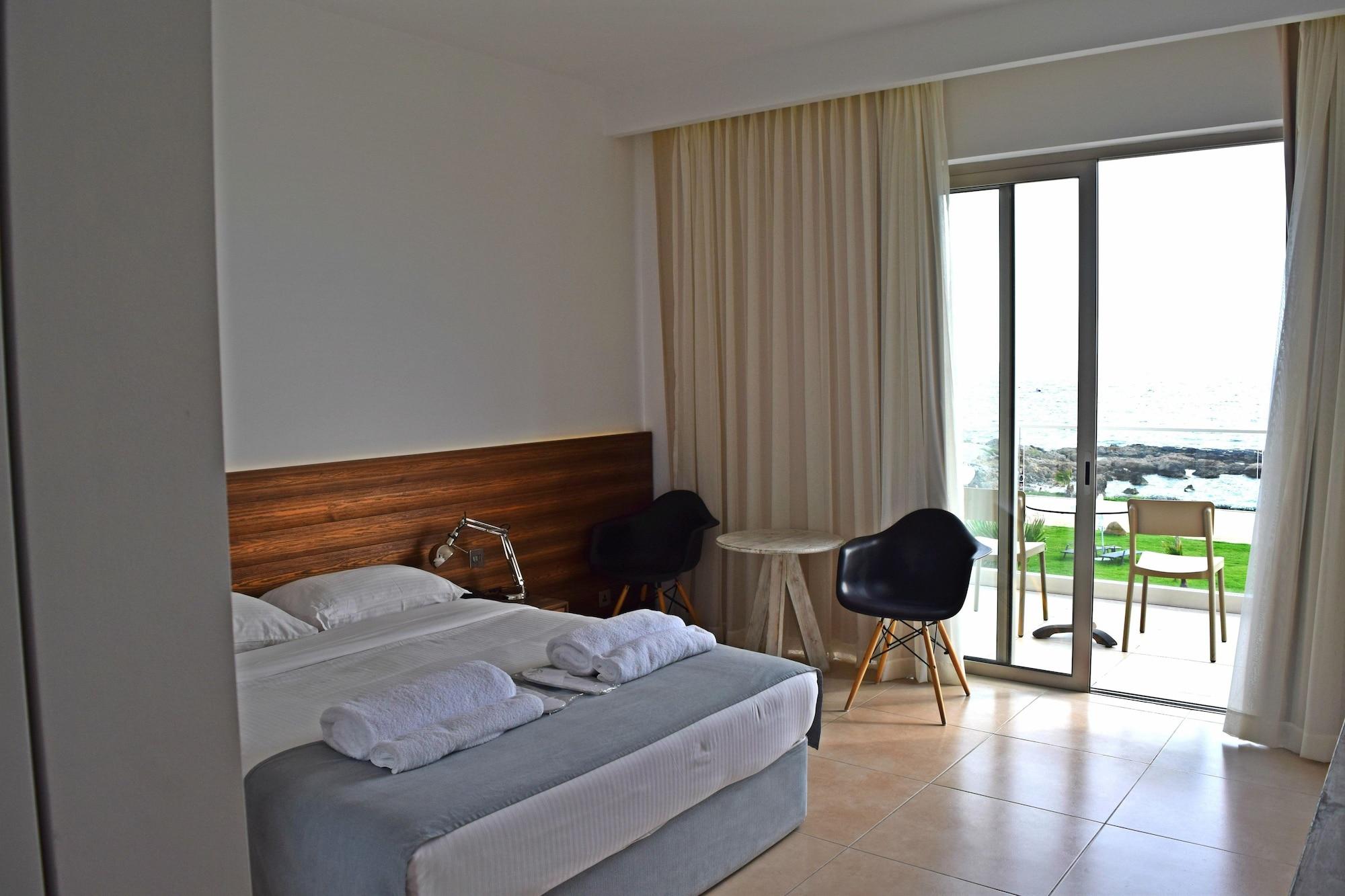 Amphora Hotel & Suites Paphos Extérieur photo