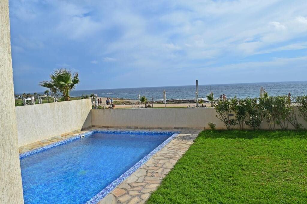 Amphora Hotel & Suites Paphos Extérieur photo