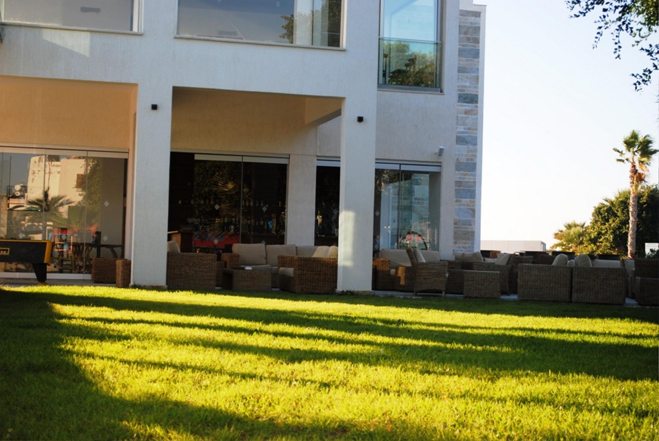 Amphora Hotel & Suites Paphos Extérieur photo